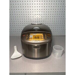 ZOJIRUSHI NP-HTC10 RICE COOKER WARMER 5.5 CUP SPOON MEASURING CUP TESTED